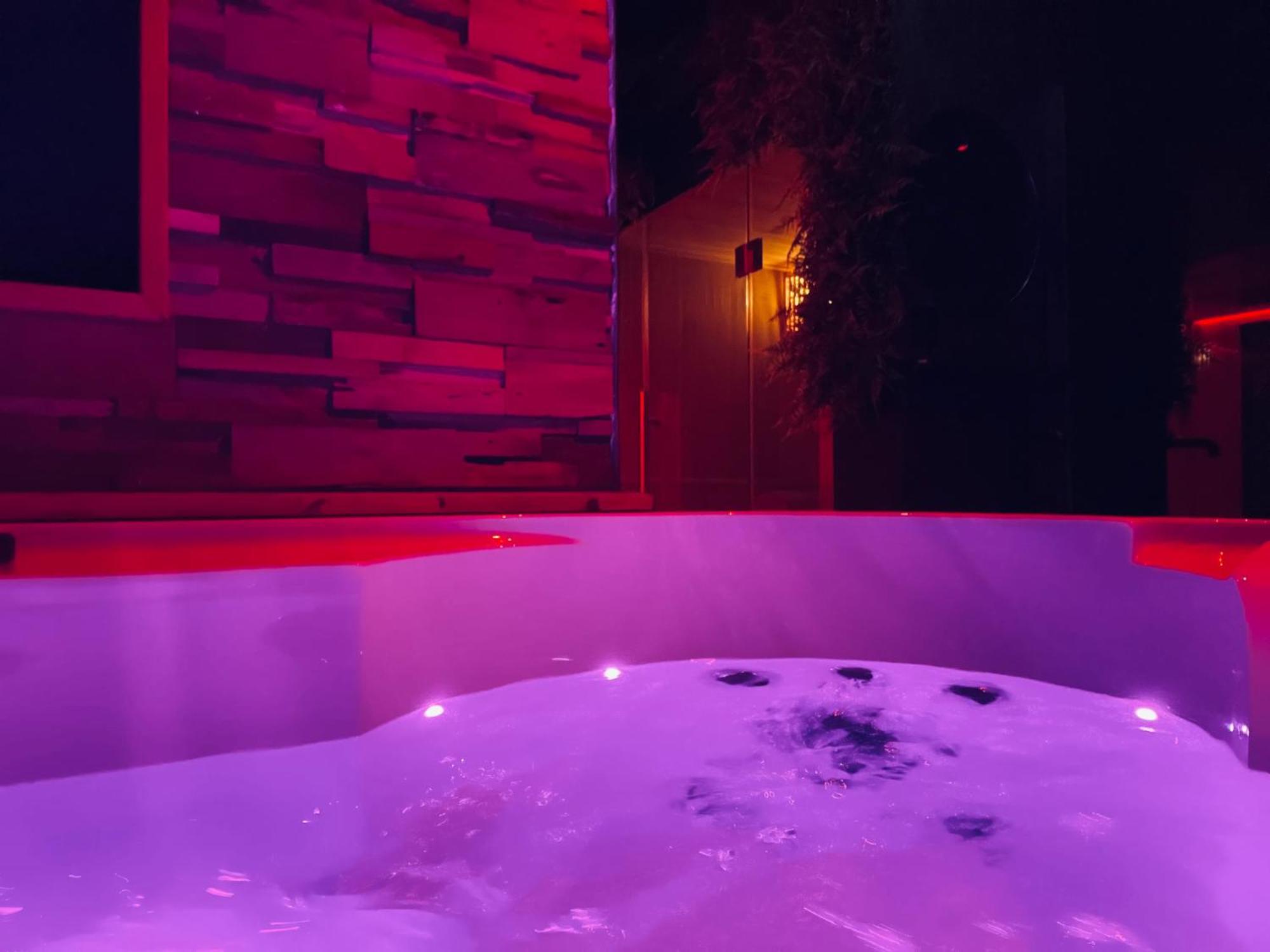 Love Room - Espace Bien Etre L'Osmose ويميرو المظهر الخارجي الصورة