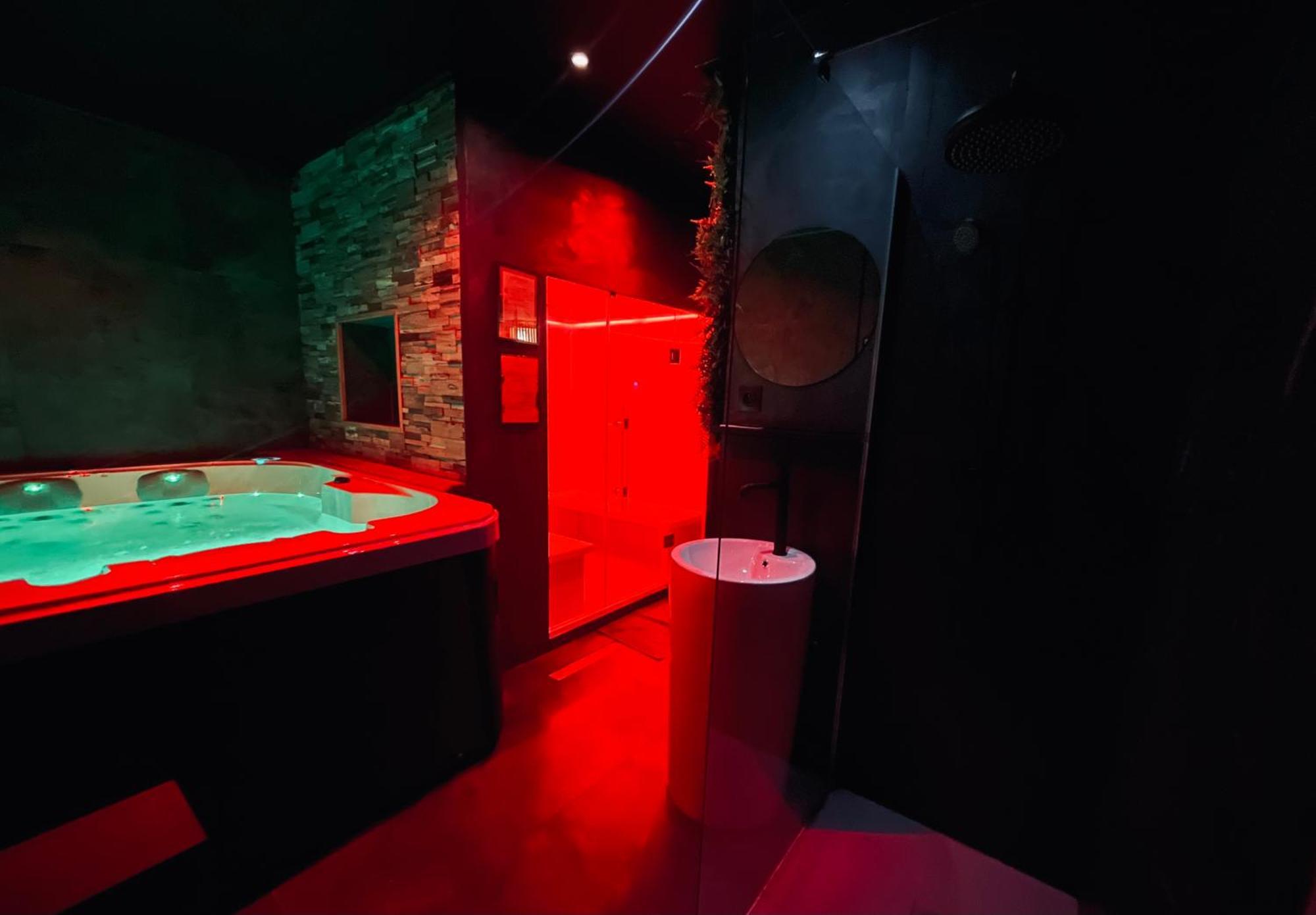 Love Room - Espace Bien Etre L'Osmose ويميرو المظهر الخارجي الصورة
